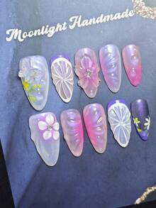 10pcs Handmade Medium-Sized Almond Nail Tips, Featuring Purple Gradient, Butterfly Nail Drill, 3D Relief Three-Dimensional Stripes, And 3D Floral Relief Nail Art Decoration. Suitable For Women To Wear At Parties, Dances, And In Daily Life. - 淡紫色 - 查看 2