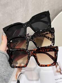 3 Pairs Women's Plastic Large Frame Bohemian Black Leopard Print Fashion Set, Suitable For Daily Wear, Square Frames - Black Leopard Color - 3 Pairs - View 2
