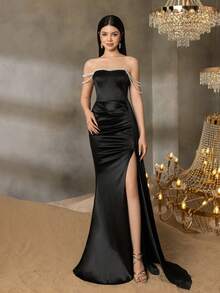 Alisa&Leo 缎面无肩带晚礼服，饰有珍珠链条细节 - 飘逸裙摆，侧开衩，是学校正式活动、青少年舞会、生日派对和优雅晚宴的理想之选。 - 黑色 - 查看 7