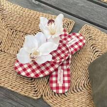 Women Flip-Flops - cuadros rojos y blancos - Ver 5