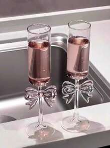 1pc Nordic Style Embossed Bow Glass Cup, Ins Aesthetic High-Quality Latte Mug, Creative Bow Decor Beverage Cup, Holiday Gift, Birthday Blessing, Party Supplies, Gift For Boyfriend/Girlfriend