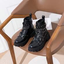 Women's Chelsea Ankle Boots | Fashion Lug Sole Platform Elastic Slip-On Booties - 黑色 - 查看 2