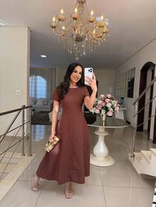 Elegant Midi Dress With A Flowing Fit And Fitted Design - Rust Brown - View 2