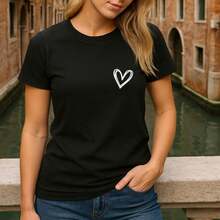 Camiseta Básica Feminina  Coração Fofo 100% Algodão Várias Cores - Preto - Visão 3
