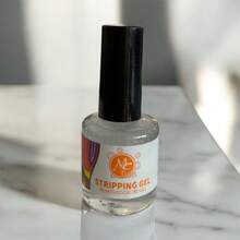 Removedor De Gel STRIPPING GEL MC NAILS Con Brocha 15ml  Eliminación Rápida y Segura de Esmalte Semipermanente  Fórmula Profesional Sin Acetona  Ideal Para Uñas Naturales y Acrílicas  No Irrita  Aplicación Precisa Con Brocha  Dermatológicamente Testeado  Producto Hipoalergénico  Libre de Perfume  No Requiere Papel Aluminio  No Daña La Cutícula  Presentación Individual  Contenido Neto 15ml  Uso Profesional y Personal  Producto Original MC NAILS  No Testeado en Animales  Compatible Con Gel Polish y Rubber Base  Fácil de Transportar  Ideal Para Salones de Belleza y Uso Doméstico  Envío FULL Compra Protegida  Facturación Disponible  Producto Nuevo  Listo Para Usar  Excelente Relación Precio-Calidad  Remueve Gel Sin Limar  No Deja Residuos  Aplicación Cómoda y Controlada  Recomendado Por Técnicas Profesionales  Presentación Compacta  No Inflamable  Alta Eficiencia - transparente - Ver 1