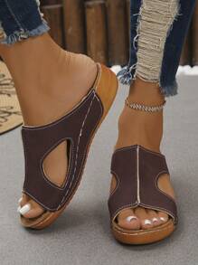 Taglie forti 36-45 Nuove sandali estivi alla moda semplici in PU marrone cioccolato con punta tonda, zeppa e platform, da donna, leggeri e comodi, adatti per spiaggia e all'aperto, con design slip-on