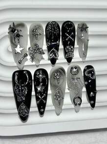 10 Stücke Menhera Hot Girl handgemachte Aufkleb-Nägel Y2K Schwarz Weiß Rendering lange Spitzen Nagelkunst Schmetterling Stern Krone cool Fake Nägel Mandelform Nägel Aufkleb-Nägel lange Nagelzubehör (1 Blatt Gelee Sticker + 1 Stück Nagelfeile)