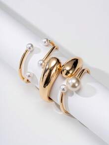 1 Pc Luxe Dome Cuff Bracelet , Faux Pearl Decor Chunky Metal Bangles Set , Hinged Design Metal Cuffs Bangles Jewelry For Daily Wear , Golden Color Metal Bracelets - Gold - View 2