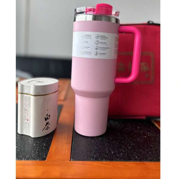 2025year Stanlesyumbler With Handle,40oz H2.0 Double Walled Vacuum Insulated Stainless Steel Water Bottle Premium Summer Drinkware Portable Handy Flask Travel Mug Iced Coffee Cup For Outdoor Camping, Hiking, Driving, Travel, Perfect Gift Idea