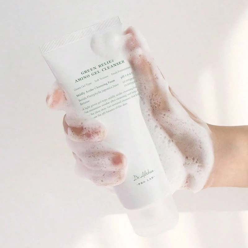 Cleansers - Hydrating - View 1