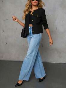 Jaqueta curta elegante feminina com botões em cores contrastantes, adequada para outono e inverno - Preto - Ver 6