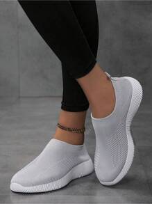 Gray Breathable Knit Casual Slip-On Flat Shoes For Women, Lightweight & Comfortable