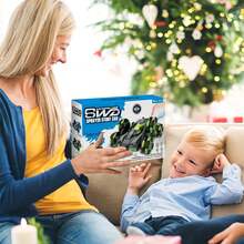 Dynamic Off-Road Remote Control Stunt Car - Green - View 3