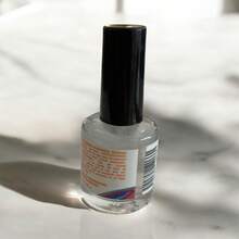 Removedor De Gel STRIPPING GEL MC NAILS Con Brocha 15ml  Eliminación Rápida y Segura de Esmalte Semipermanente  Fórmula Profesional Sin Acetona  Ideal Para Uñas Naturales y Acrílicas  No Irrita  Aplicación Precisa Con Brocha  Dermatológicamente Testeado  Producto Hipoalergénico  Libre de Perfume  No Requiere Papel Aluminio  No Daña La Cutícula  Presentación Individual  Contenido Neto 15ml  Uso Profesional y Personal  Producto Original MC NAILS  No Testeado en Animales  Compatible Con Gel Polish y Rubber Base  Fácil de Transportar  Ideal Para Salones de Belleza y Uso Doméstico  Envío FULL Compra Protegida  Facturación Disponible  Producto Nuevo  Listo Para Usar  Excelente Relación Precio-Calidad  Remueve Gel Sin Limar  No Deja Residuos  Aplicación Cómoda y Controlada  Recomendado Por Técnicas Profesionales  Presentación Compacta  No Inflamable  Alta Eficiencia - transparente - Ver 2