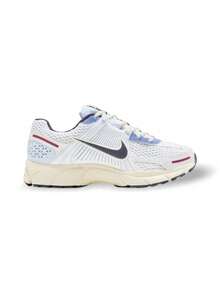 Nike Vomero 5 女款跑步运动鞋，透气网布搭配 TPU 稳定支撑架，蓝色鞋跟细节设计，适合跑步和日常穿着 FV8111-451 - Eqtora/白色 - 查看 2