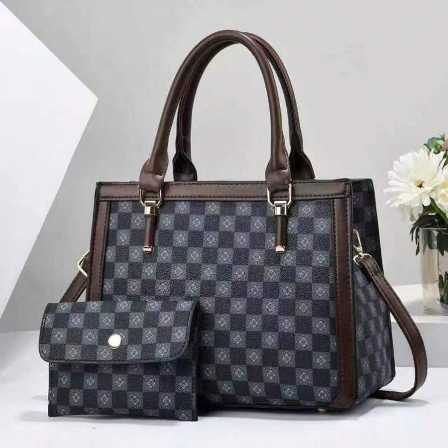 Women Shoulder Bags - 黑色 - 查看 1