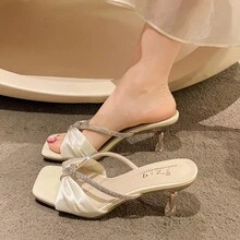 Women Athletic & Outdoor Sandals & Slides - 白色 - 查看 4