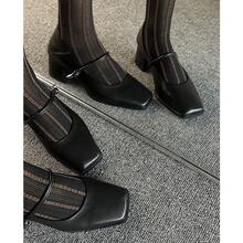 Women Flats - Black - View 1