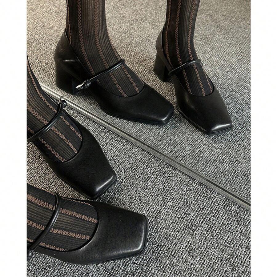 Women Flats - Black - View 1