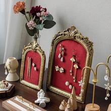 حامل عرض مجوهرات بتصميم إطار صورة من المخمل للعرض بطراز رجعي، حامل عرض قلادات وأقراط المجوهرات والخرز كديكور, عودة إلى المدرسة