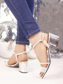 Sandalias de mujer con tira al tobillo, tacón grueso, brillantes y hebilla, estilo glamoroso para fiesta y evento social - Plateado - Ver 3