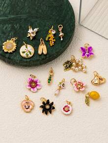 1PC Fashionable DIY Fruit Plant Jade Necklace Pendant, Simple Daily Gold-Plated Color Retention 18K Pendant