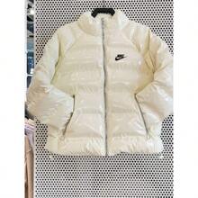 Nike Chaqueta acolchada de cuello alto para mujer, abrigo cálido, ropa deportiva - Beis - Ver 8