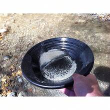 Lightweight Plastic Gold Mining Pan - Rust-Resistant Outdoor River Exploration And Gold Washing Tool, With Friction Surface, Easy To Separate, Suitable For Creeks, Rivers And Mountains, Gold Panning Equipment | Ribbed Surface Pan | Portable Mining Tool - Multicolor - View 4