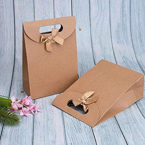 12-Piece Kraft Paper Packaging Bags With Bow, Kraft Paper Bags Candy Bags, Party Gift Bags For Packaging Candies Biscuits (16*12*6CM)