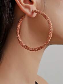 1 Pair Retro Fashion Exaggerated Denim Print Hoop Earrings For Women, Minimalist Wrapped Round Earrings - square queen - View 18