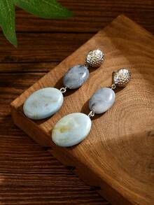 2 件优雅性感的不对称几何波浪仿玉树脂吊坠耳环，配金色心形耳钉，适合派对、度假和旅行佩戴。树脂材质拥有多色图案和纹理，每一件都独一无二。模具接缝属于正常制造工艺。 - 彩色 - 查看 3