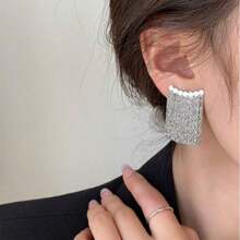 1 Pair Crescent Shaped Fringed Earrings, Minimalist & Versatile