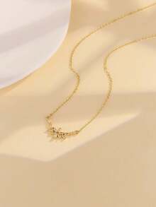 1 Stück minimalistischer, zarter, goldfarbener Blumen-förmiger Kristall-Cluster Halskette für Frauen, für den täglichen Gebrauch, Hochzeit & Party geeignet