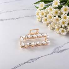 1pc Geometric Pattern Casual Cute Zinc Alloy Hair Clip, Rhinestone Decorated Hair Accessory, Suitable For All Seasons Hair Accessories Fashion Claw Clips Ladies Hair Clamps Casual Hair Jaw Clip Autumn Accessories - Rectangular Rhinestone and Pearl Model - View 13
