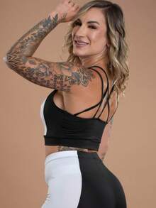 Top Cropped Fitness Feminino Trançado Costas Academia Treino Moda Casual GJR Modas - Branco - Visão 2