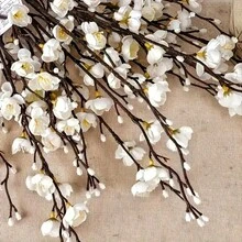 10枝仿真梅花枝 21.25英寸 塑料仿真花 适用于家居酒店办公室婚礼派对花园装饰节日和季节性活动花艺装饰 - 彩色 - 查看 3