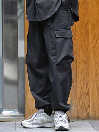 Unisex Elastic Waist Streetwear Functional Dark Style Convertible Straight Leg Cargo Pants With Multiple Pockets
