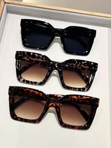 3 Pairs Women's Plastic Large Frame Bohemian Black Leopard Print Fashion Set, Suitable For Daily Wear, Square Frames - Black Leopard Color - 3 Pairs - View 3