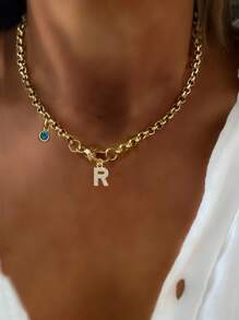 1 PIEZA Collar con inicial dorada de la A a la Z, collar con 26 letras, adecuado para regalos exquisitos de vacaciones, collar con significado especial, cadena de acero inoxidable