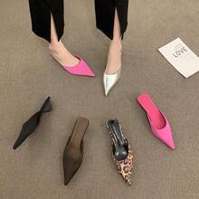 Women Athletic & Outdoor Sandals & Slides - 銀色 - 查看 5