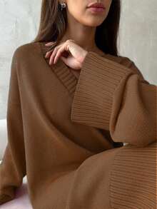 Women's Casual V-Neck Dropped Shoulder Long Sleeve Knitted Dress, Plus Size, Autumn/Winter - Caramel - View 4