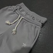 2025 New Popular Five-Pointed Star Print Series Teenagers Couple Casual Fake Two-Piece Wide-Leg Pants - 黑色假兩件褲子(2261#) - 查看 2