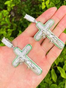 DUBSS 男士镶钻耶稣十字架夜光项链吊坠，5A级立方氧化锆嘻哈饰品 - Cross - 查看 5