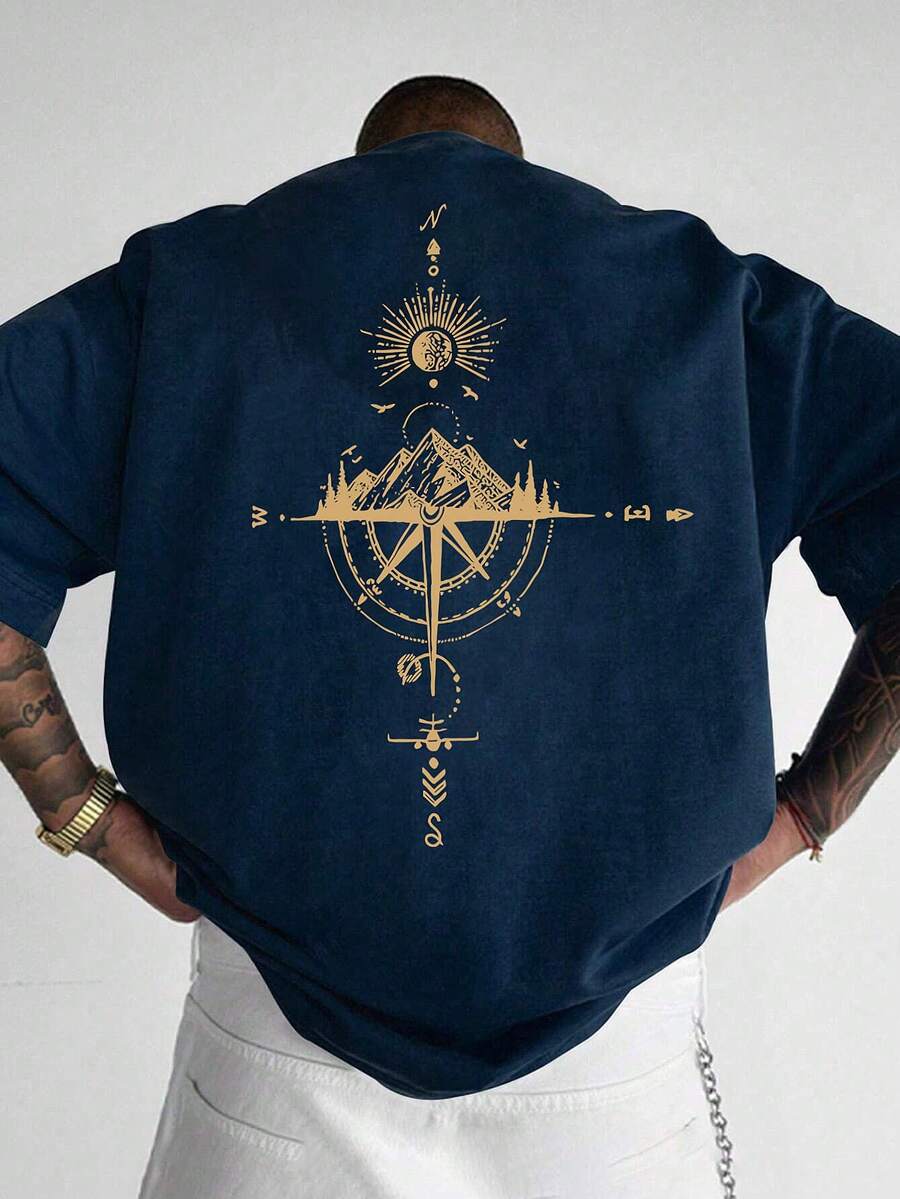 [Chemise à Graphique d'Aventure en Plein Air] Chemise à manches courtes pour hommes en 100% polyester, coupe ample, col rond casual, bleu marine avec boussole dorée et imprimé de montagne - Chemise à graphique d'aventure d'été en plein air, Top casual moderne | Facile à entretenir - Noir - Voir 1