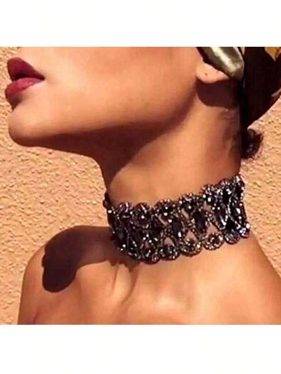 1 Stück modischer & luxuriöser Boho-Halskette mit Strass-Verzierung