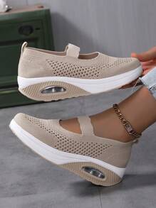 Fall/Winter Fashion Woman Vulcanize Platform Casual Sneakers Women Flats Mesh Breathable Running Walking Shoes Chunky Sports Shoes Plus Size