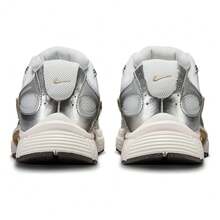 Men's Nike V5 RNR White/Medium Ash (HJ5228 102) - White - View 5