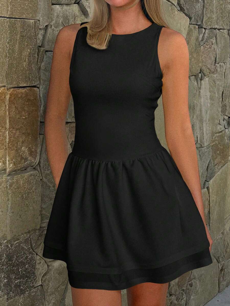 Women's Solid Color Fitted Backless Christmas Dress - Black - View 1
