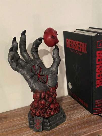 Statue de la main sacrée du démon de l'horreur gothique - Décoration d'Halloween gothique, Objet d'art en résine à collectionner, Pièce artisanale avec détails d'os