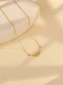 1 Stück minimalistischer, zarter, goldfarbener Blumen-förmiger Kristall-Cluster Halskette für Frauen, für den täglichen Gebrauch, Hochzeit & Party geeignet